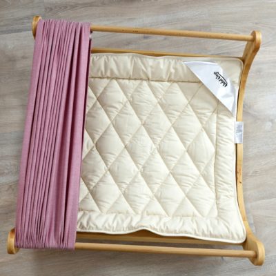 Wickelwiege mit Wickelauflage und Hängetuch